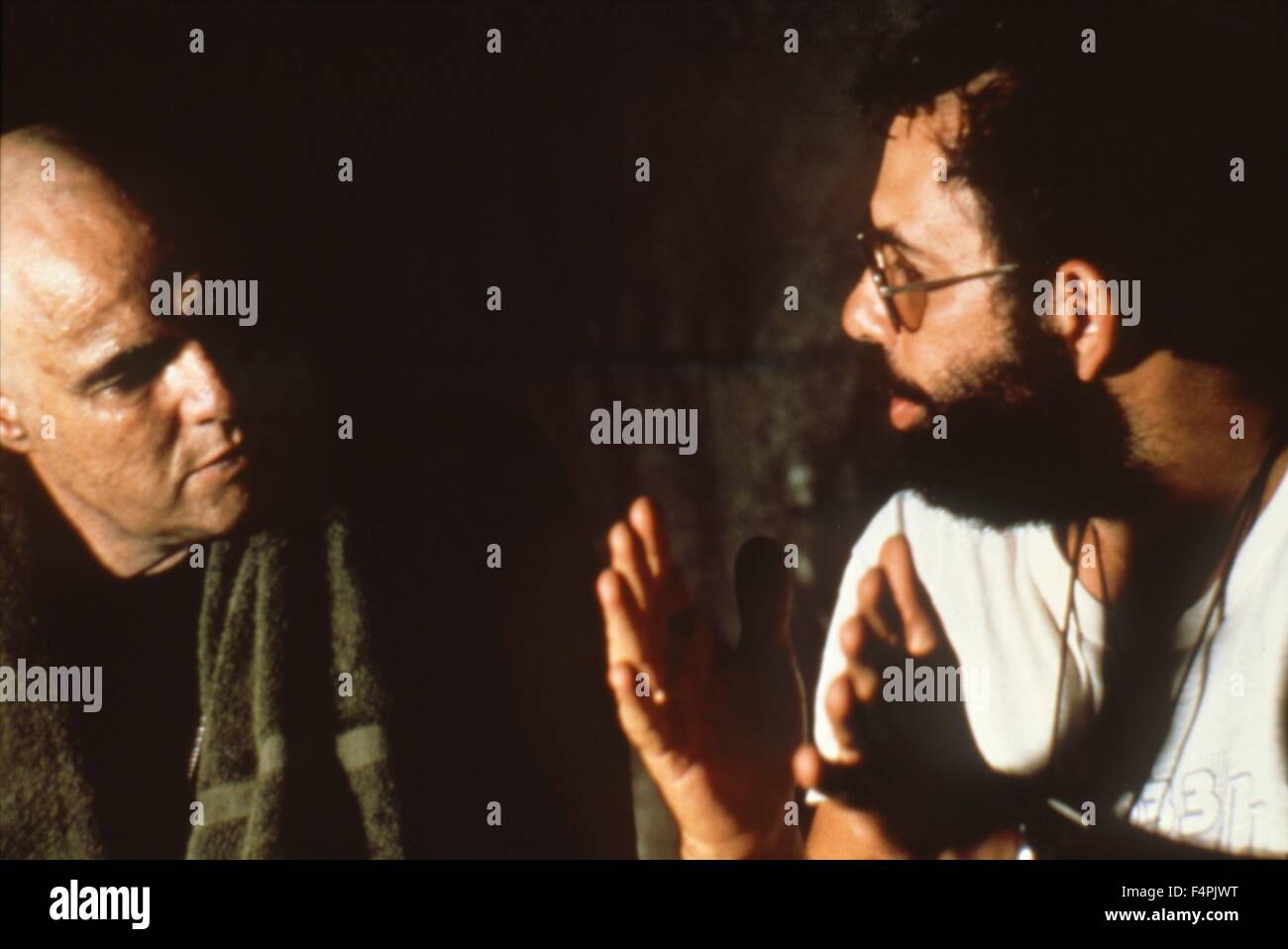 On the set, Francis Ford Coppola directs Marlon Brando / Apocalypse Now