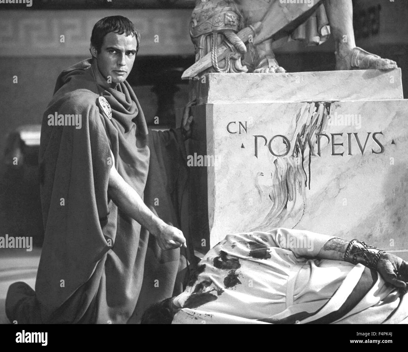 Marlon Brando / Julius Caesar / 1953 directed by Joseph L. Mankiewicz  [Metro-Goldwyn-Mayer Pictures] Stock Photo