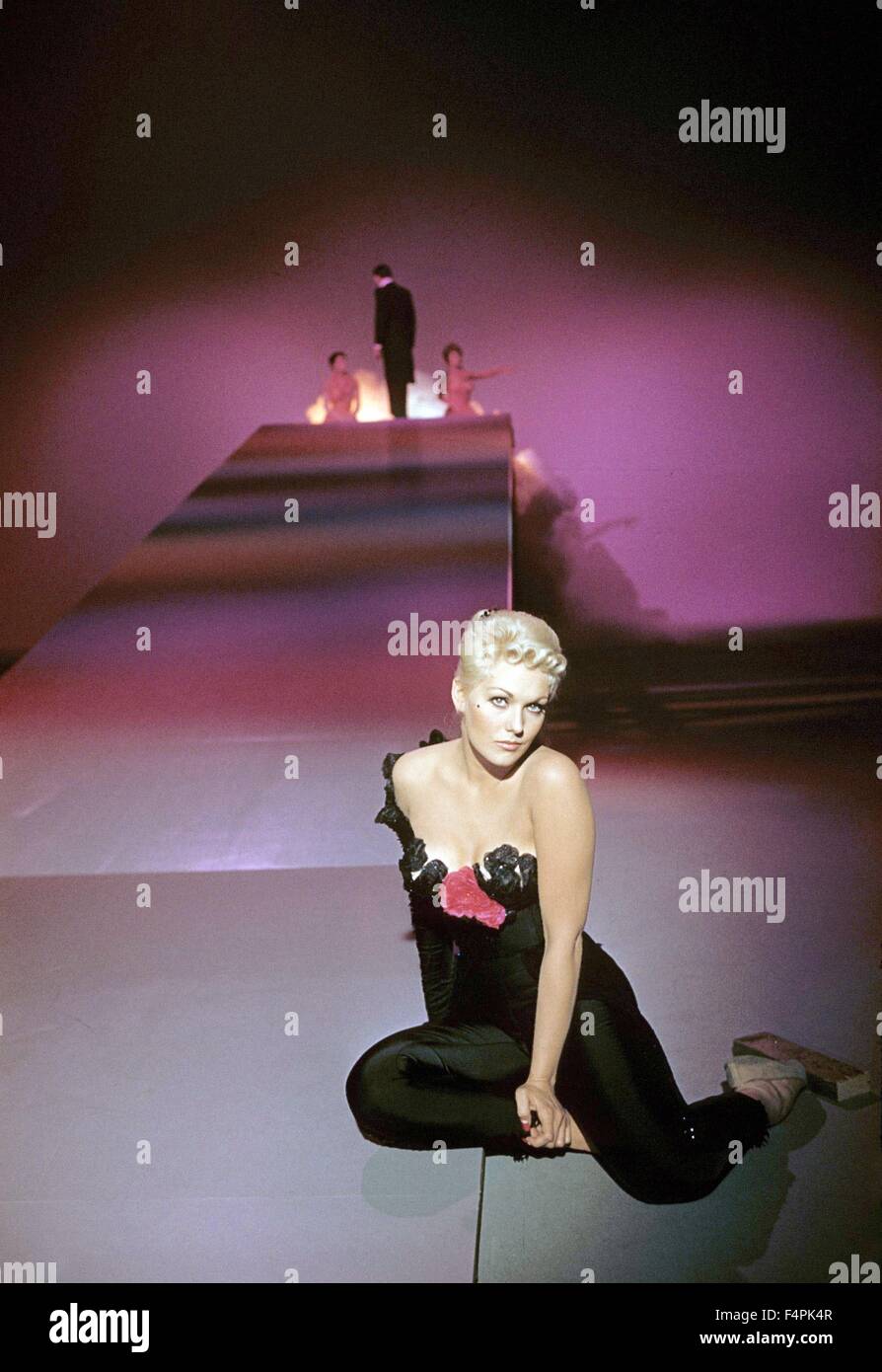 Pal Joey 1957 Kim Novak Hi Res Stock Photography And Images Alamy