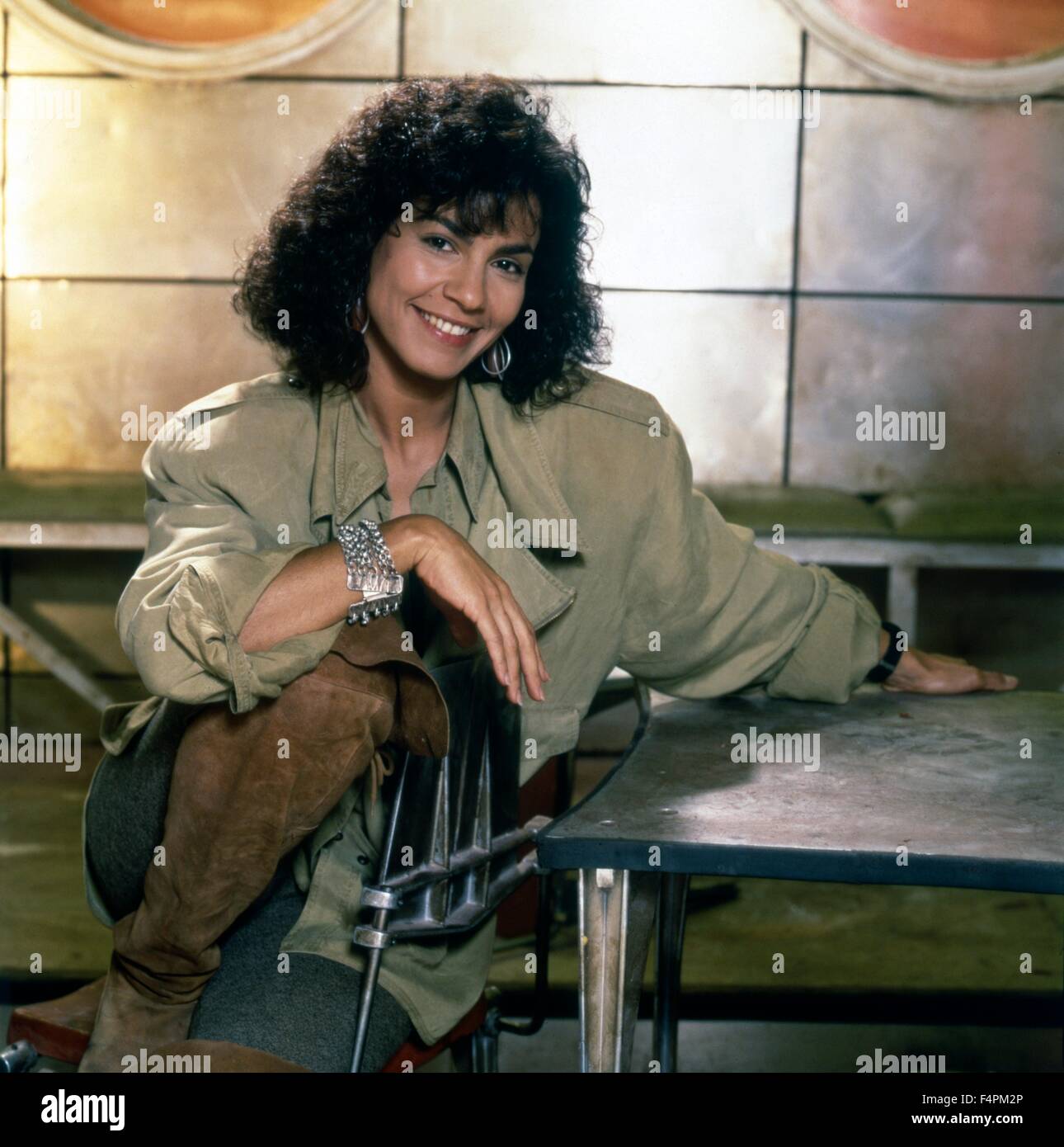Rachel Ticotin / Total Recall  / 1990 directed by Paul Verhoeven [TriStar Pictures] Stock Photo