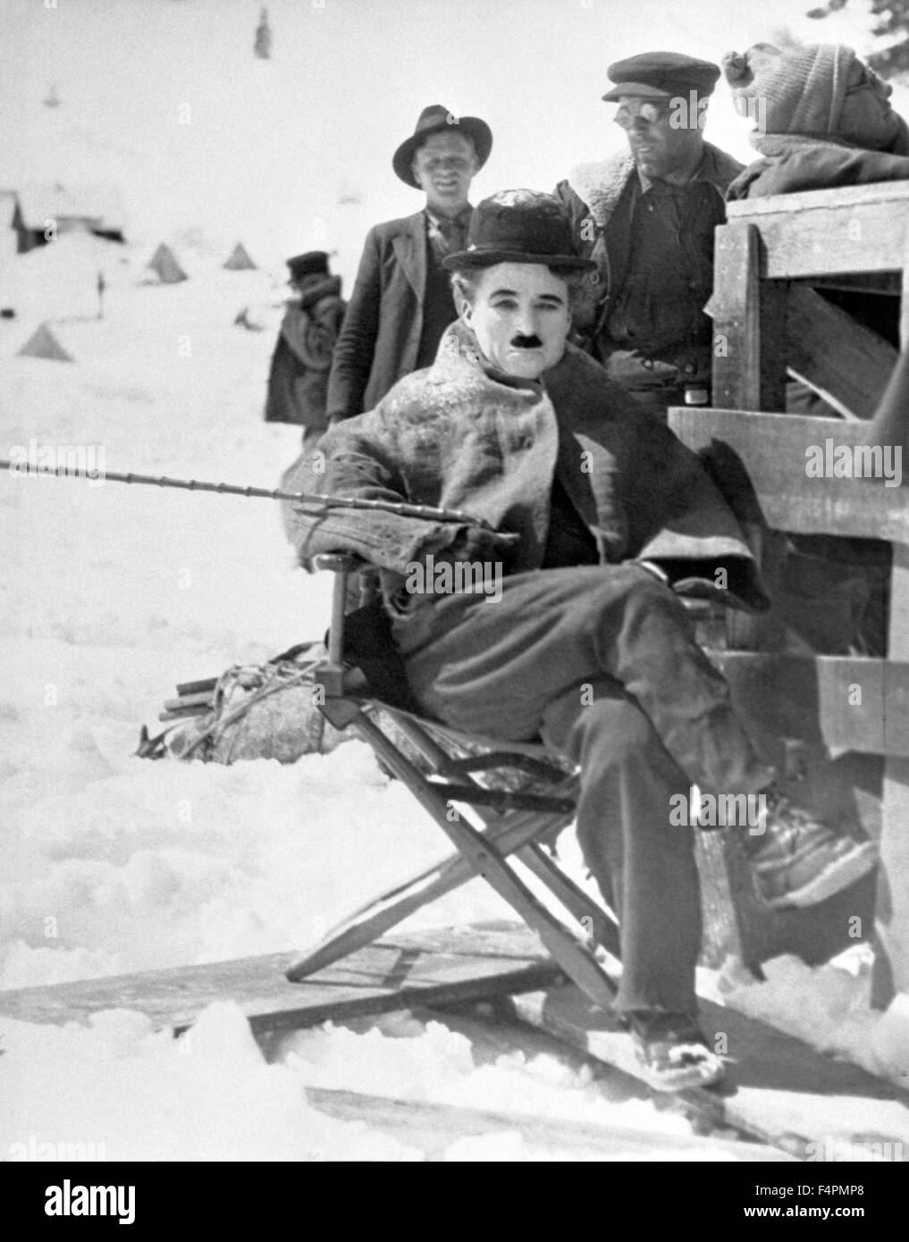 On The Set Charlie Chaplin The Gold Rush 1925 Directed By Charlie On The Set Charlie Chaplin The Gold Rush 1925 Directed By Charlie