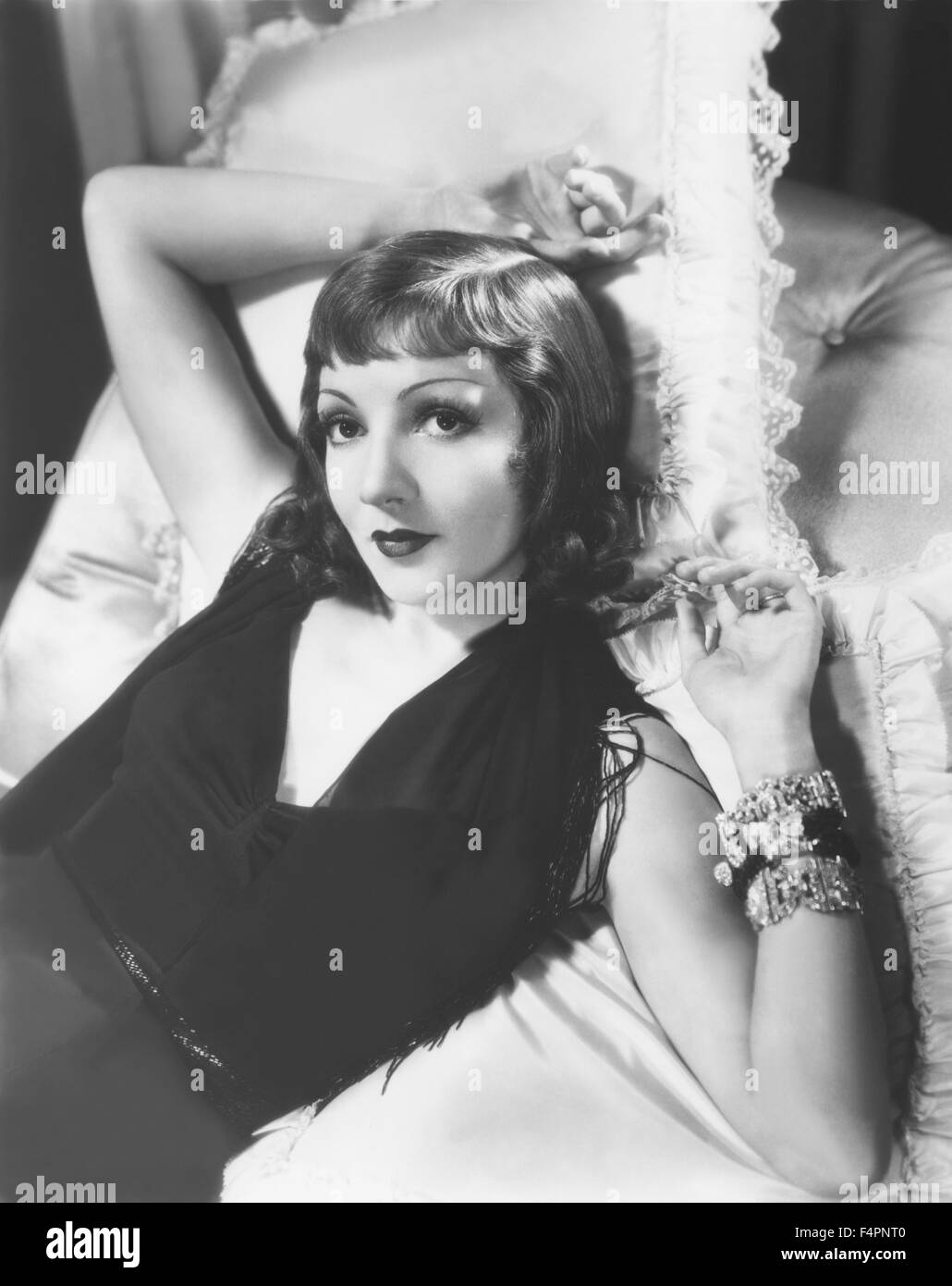 Claudette Colbert in the 30's [Paramount Pictures] Stock Photo Alamy
