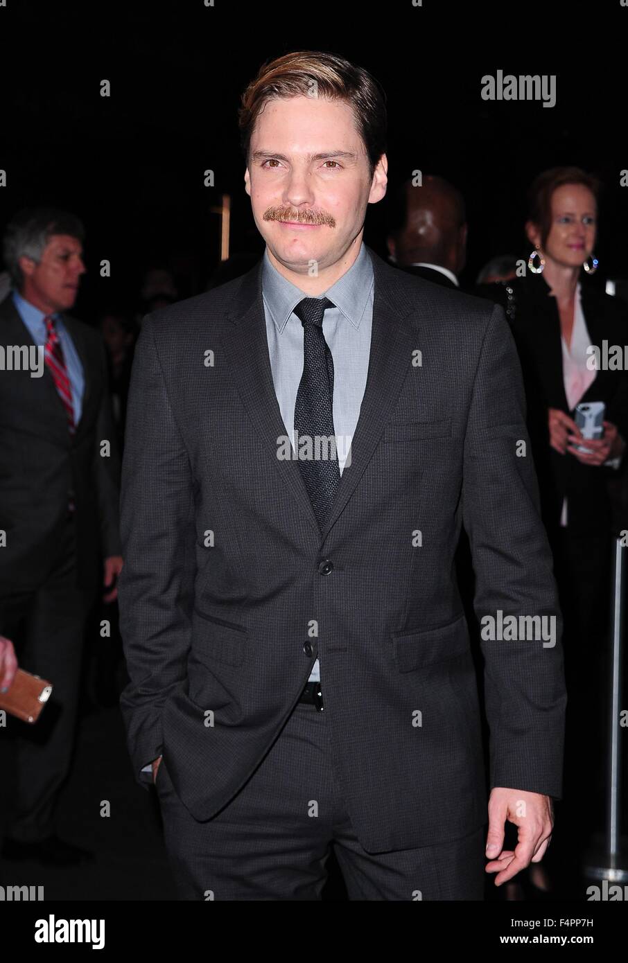 New York, NY, USA. 20th Oct, 2015. Daniel Bruhl at arrivals for BURNT Premiere, Museum of Modern Art (MoMA), New York, NY October 20, 2015. © Gregorio T. Binuya/Everett Collection/Alamy Live News Stock Photo