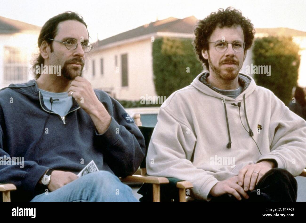 On the set, Joel and Ethan Coen / The Big Lebowski (1998) / 1997 directed by Coen Brothers [Polygram Filmed Entertainment ] Stock Photo