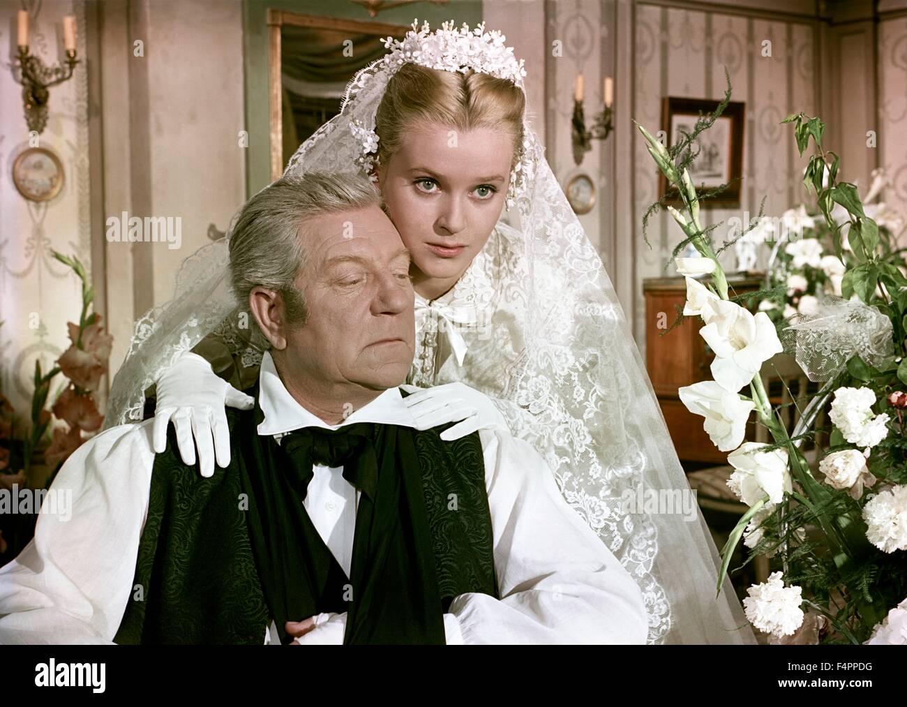 Jean Gabin and Beatrice Altariba / Les miserables / 1957 directed by Jean-Paul Le Chanois Stock Photo