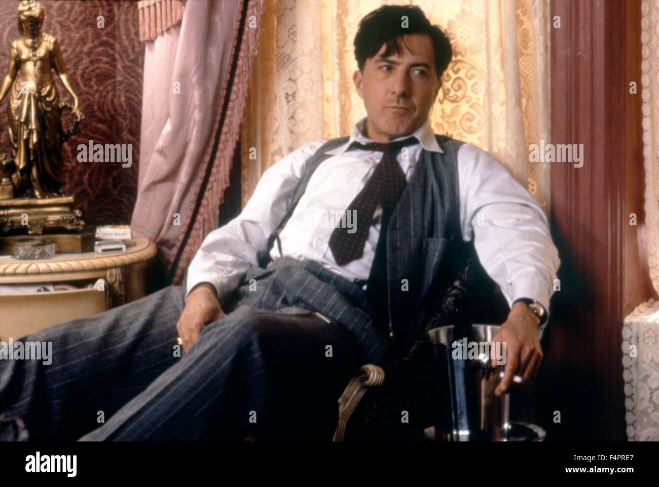 Dustin Hoffman / Billy Bathgate / 1991 directed by Robert Benton [Buena