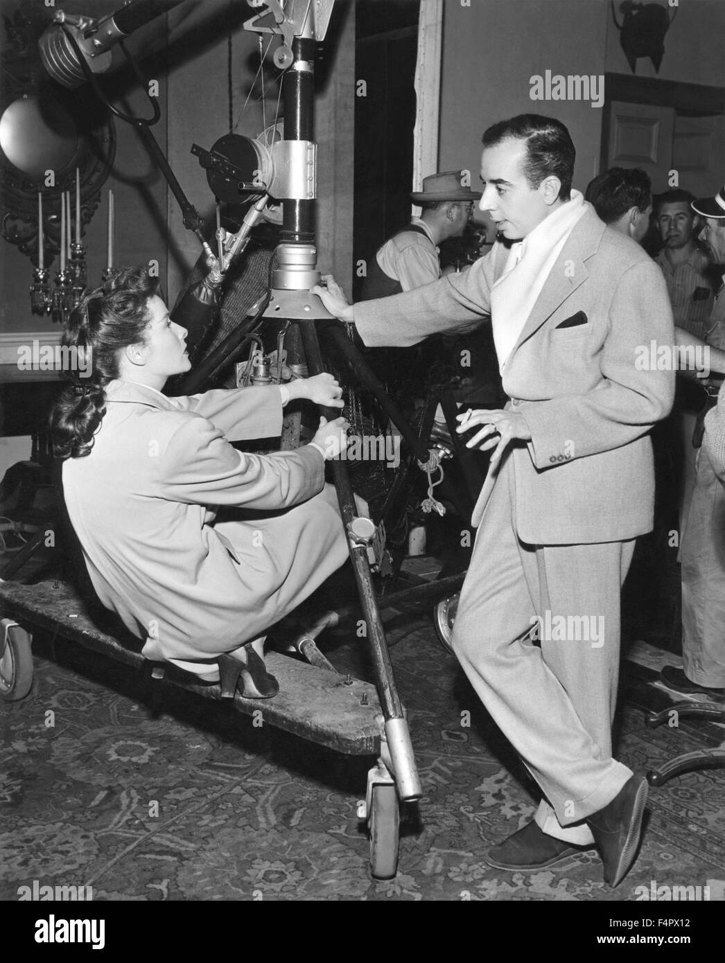 On the set, Katharine Hepburn and Vincente Minnelli (director ...