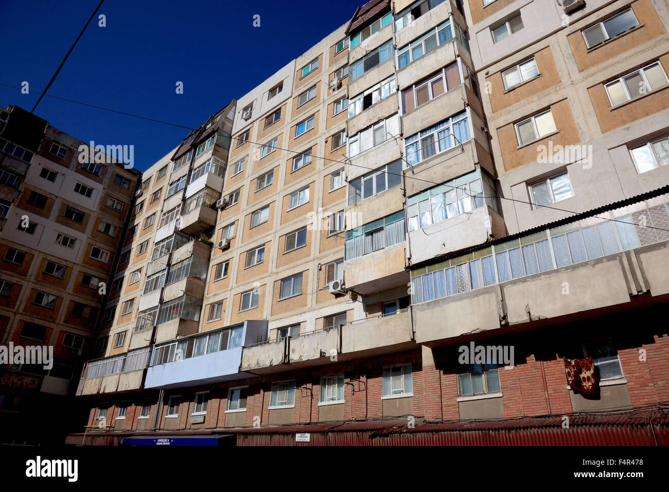 Prefabricated houses hires stock photography and images Alamy