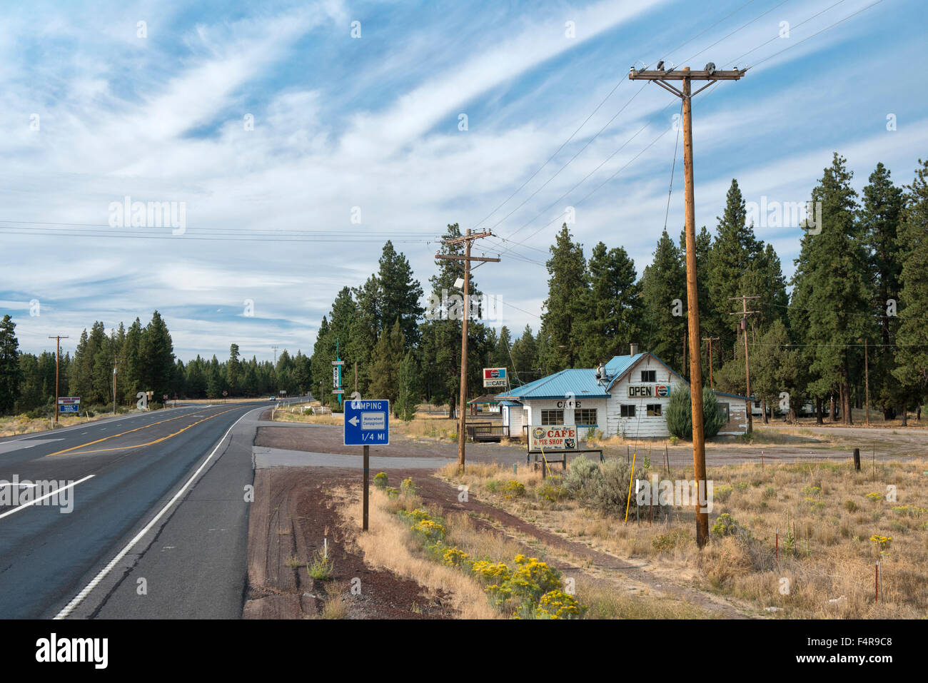 USA, United States, America, Rivers Bend Cafe, Chiloquin, Oregon, highway, roadside, Americana, cafe, on the road, America, rura Stock Photo