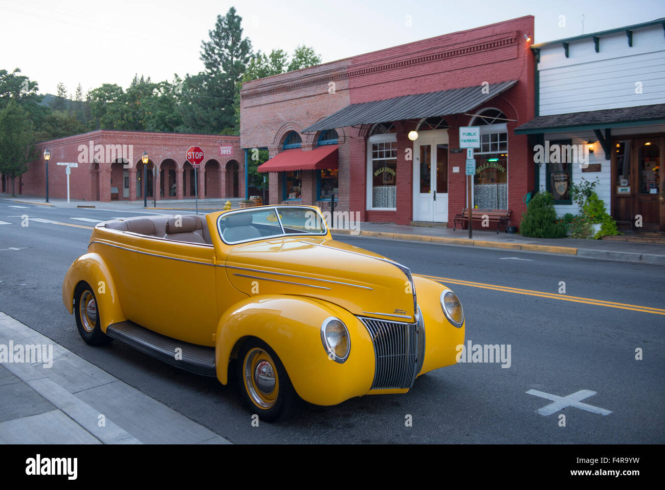 Classic west hires stock photography and images Alamy