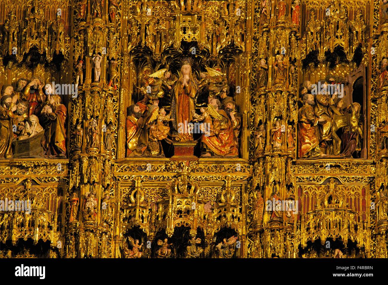 Retablo Mayor, reredos gilded relief panels, Seville Cathedral, Catedral Sevilla, Andalucia, Spain, Europe Stock Photo