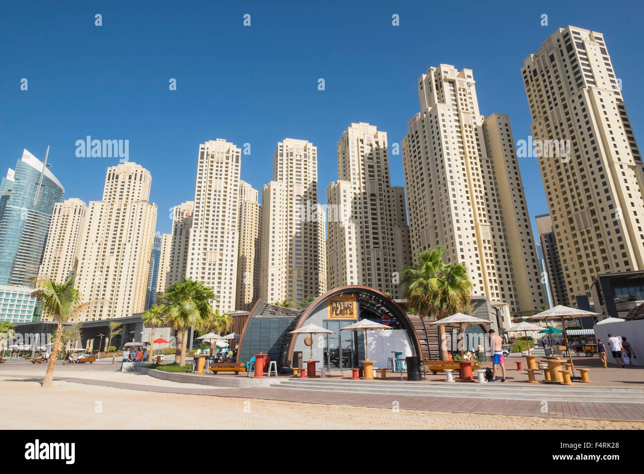 View of new beachfront retail and eating outlets and facilities at The Beach development at  JBR Jumeirah Beach Residences in Ma Stock Photo