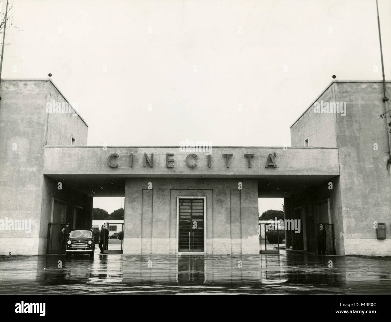The Entrance To The Studios Of Cinecitt Rome Italy Stock Photo Alamy