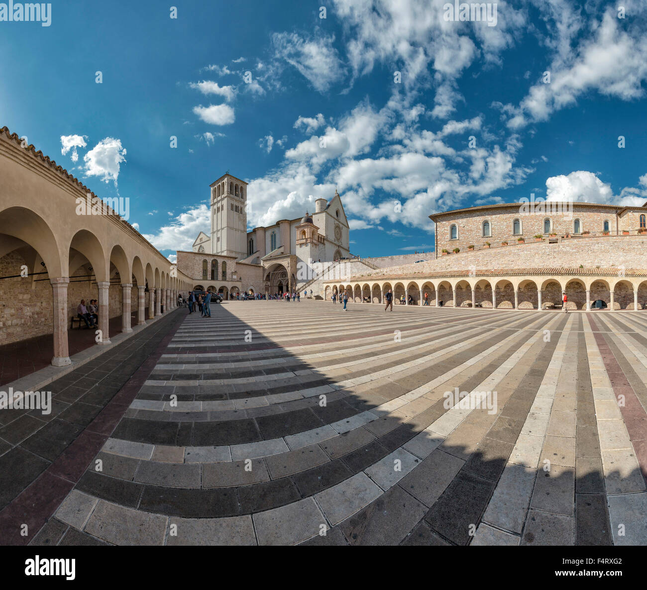 Italy, Europe, Assisi, Umbria, Basilica di San Francesco d’Assisi, church, monastery, spring, people, Stock Photo