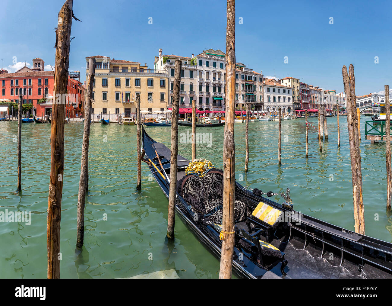 Italy, Europe, Venezia, Venice, Veneto, Canal Grande, San Polo, village, water, summer, Gondola, Stock Photo