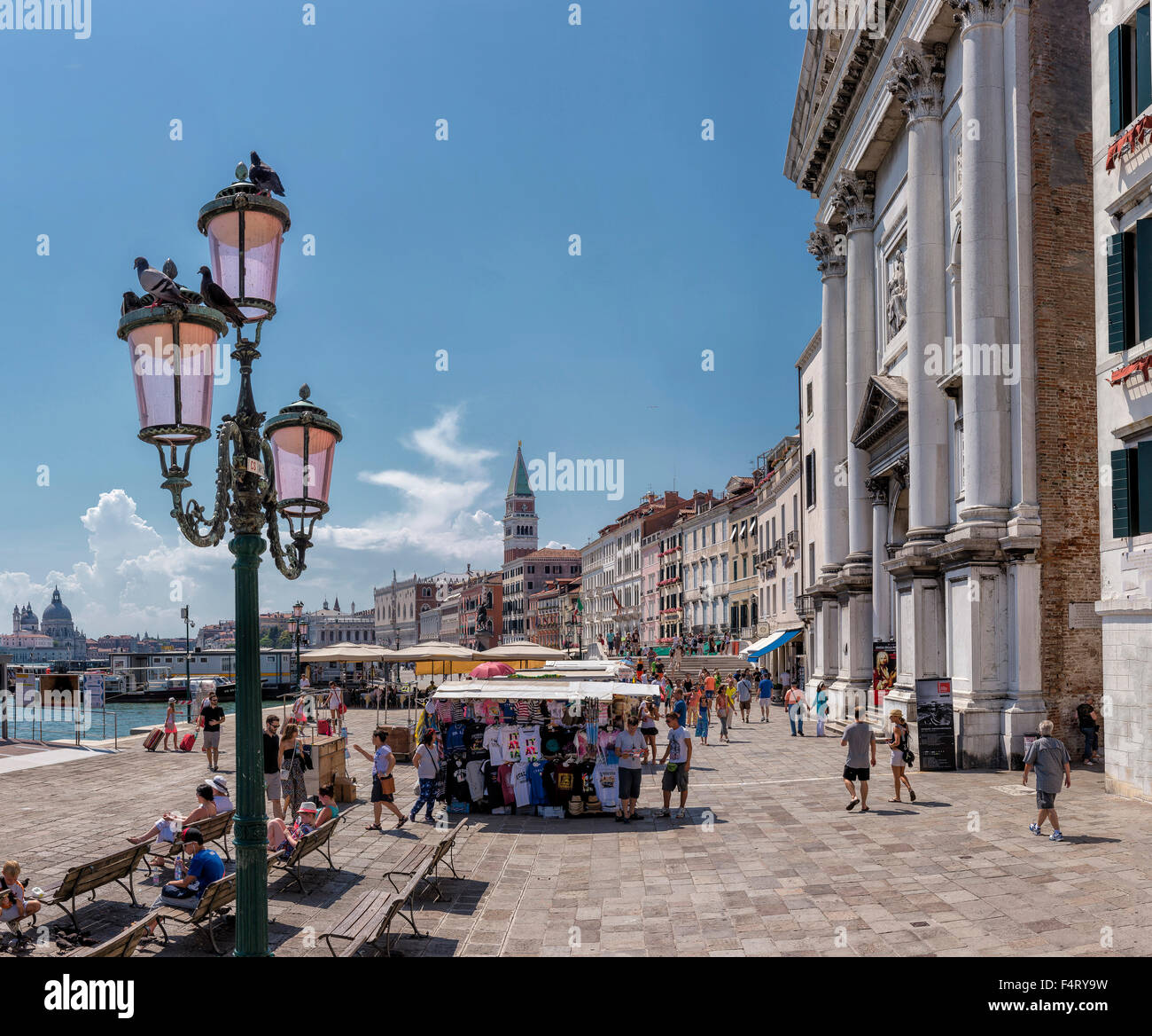 Italy, Europe, Venezia, Venice, Veneto, Riva degli Schiavoni, village, summer, people, Stock Photo