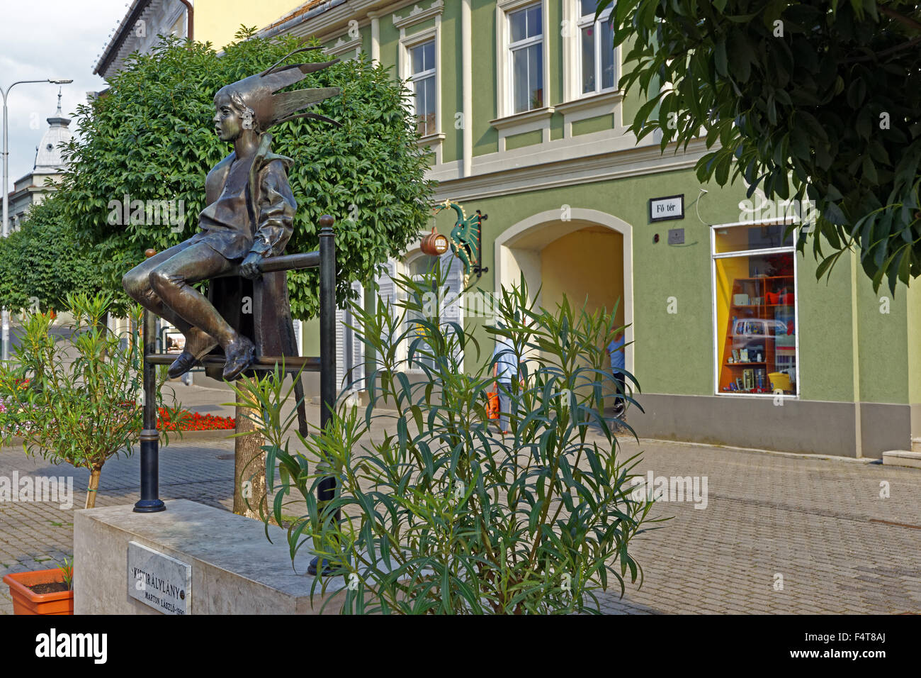 Kiskiralylany High Resolution Stock Photography and Images - Alamy