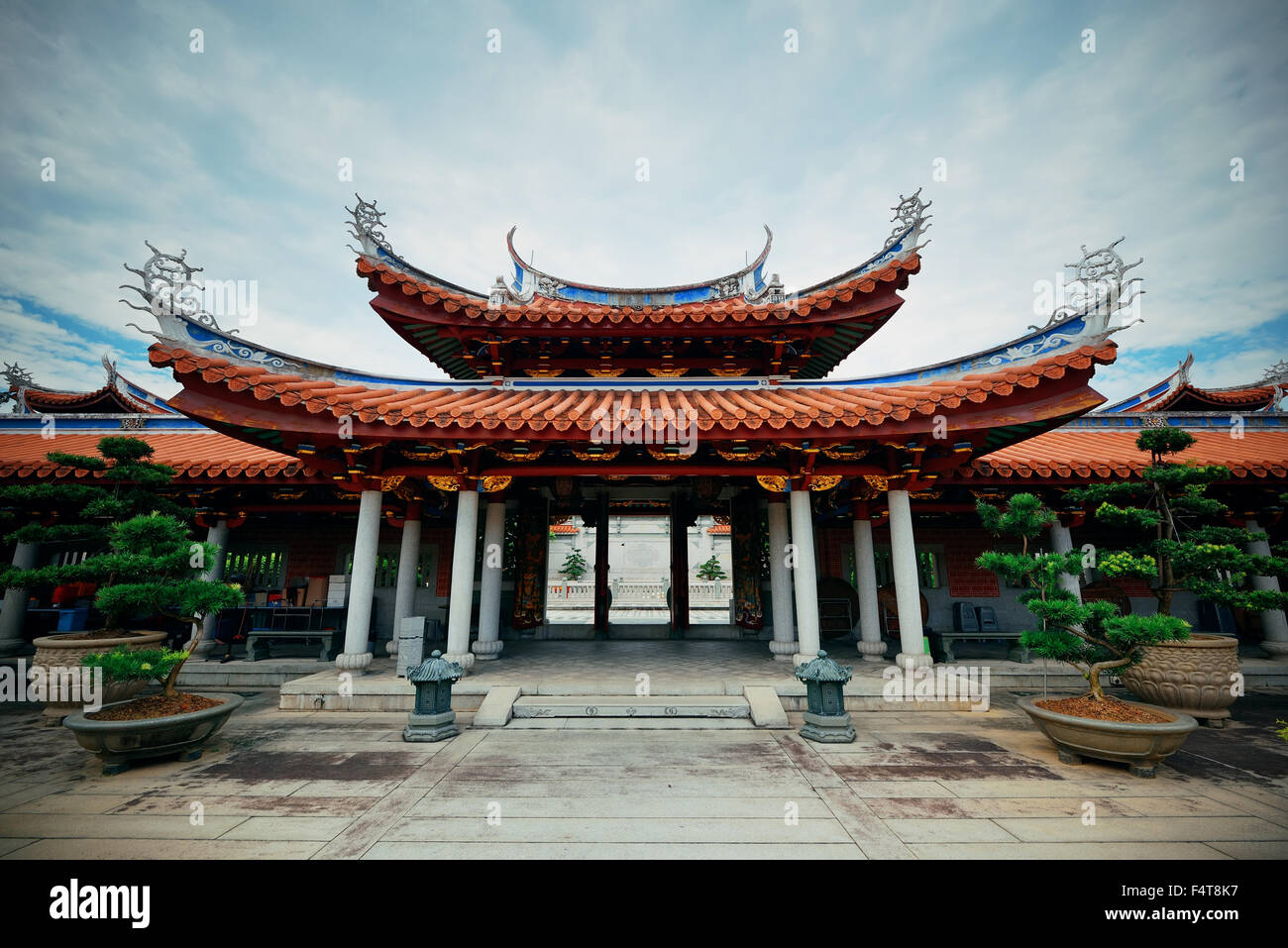 Chinese Buddhism temple in Singapore Stock Photo