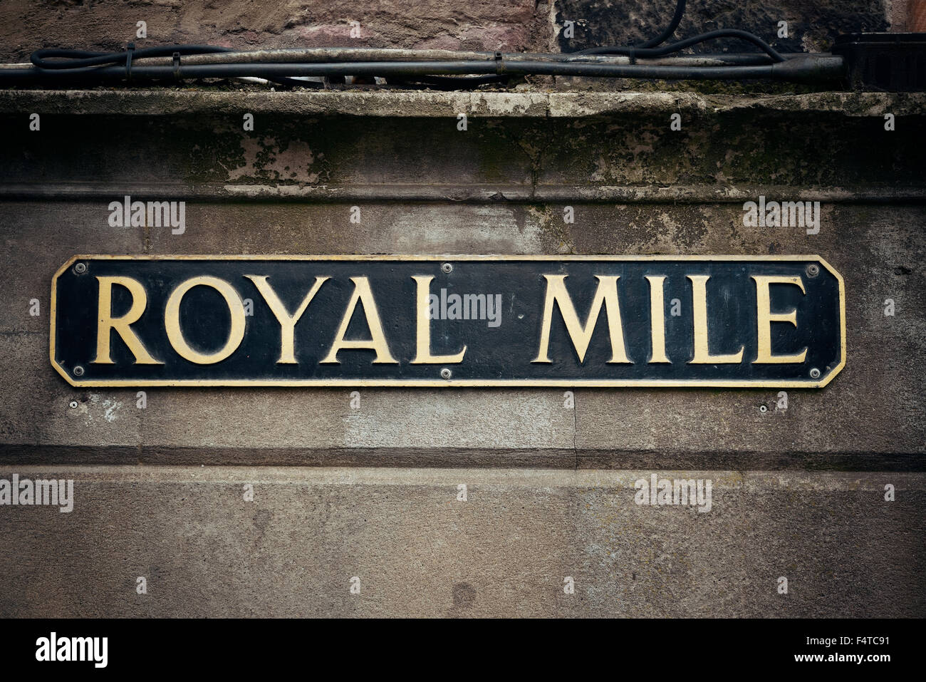Edinburgh Sign Royal Mile road sign in Edinburgh Stock Photo - Alamy