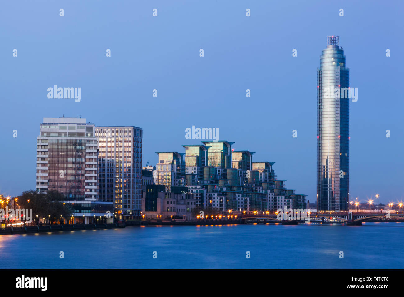 England, London, Vauxhall, Saint George Wharf and Vauxhall Tower at Dawn Stock Photo