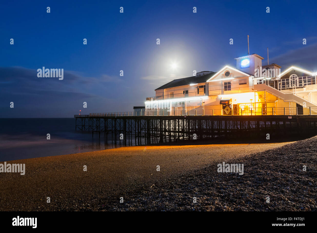 England, West Sussex, Bognor Regis, Bognor Regis Pier and Beach Stock