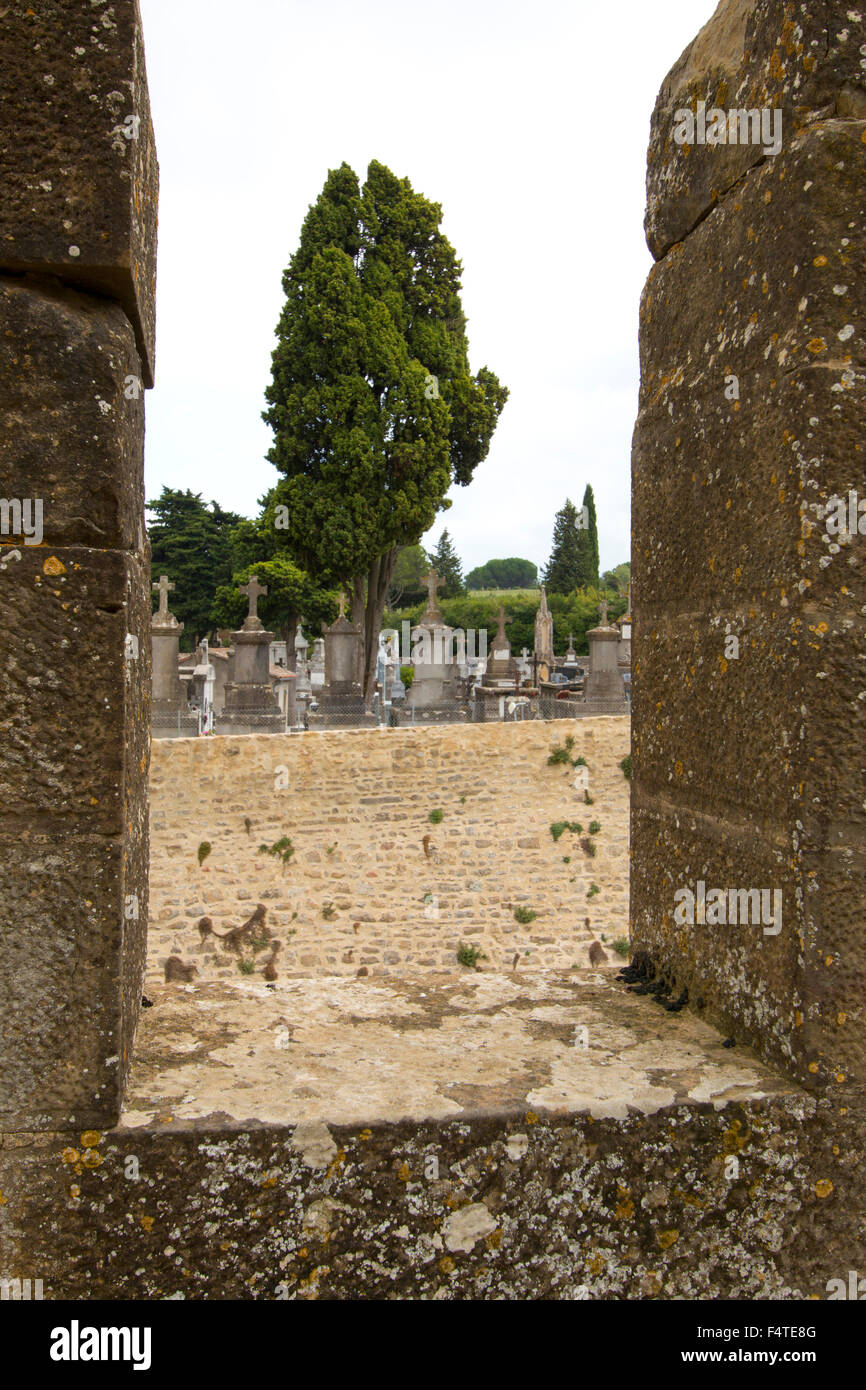 France, Europe, department Aude, Carcassonne, Languedoc-Roussillon, Cite, medieval, cemetery, ski nick Stock Photo