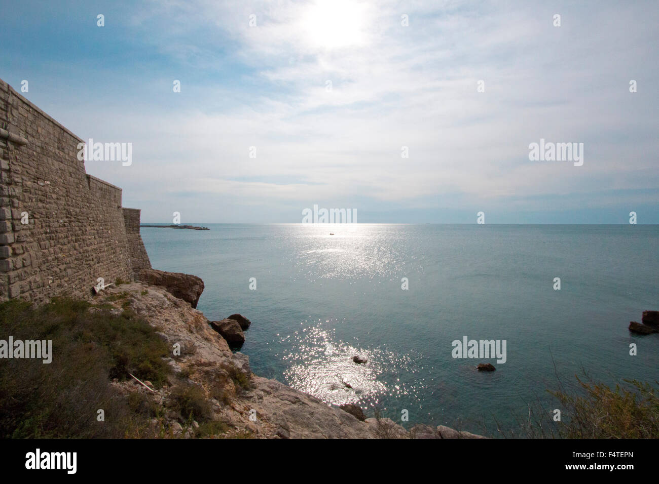 France, Europe, Sète, Languedoc-Roussillon, sea, glitter, back light, water, silver Stock Photo