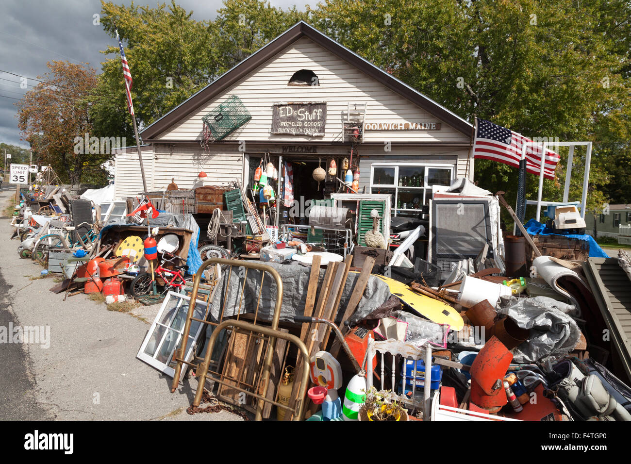 A second hand knick knack store, Maine USA Stock Photo Alamy