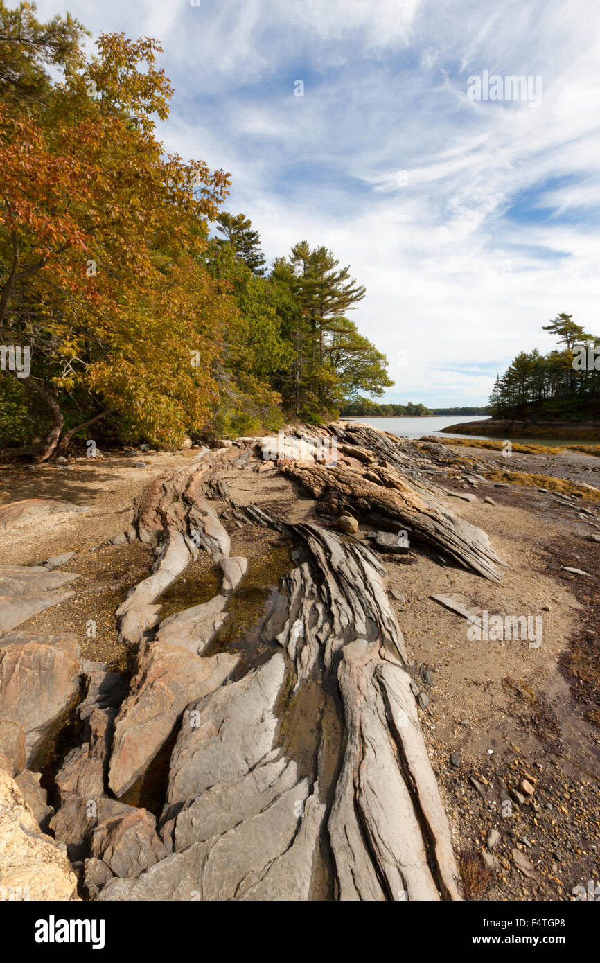 The Maine coast at Wolfe's Neck Woods state park, Casco Bay, Freeport, Maine USA Stock Photo