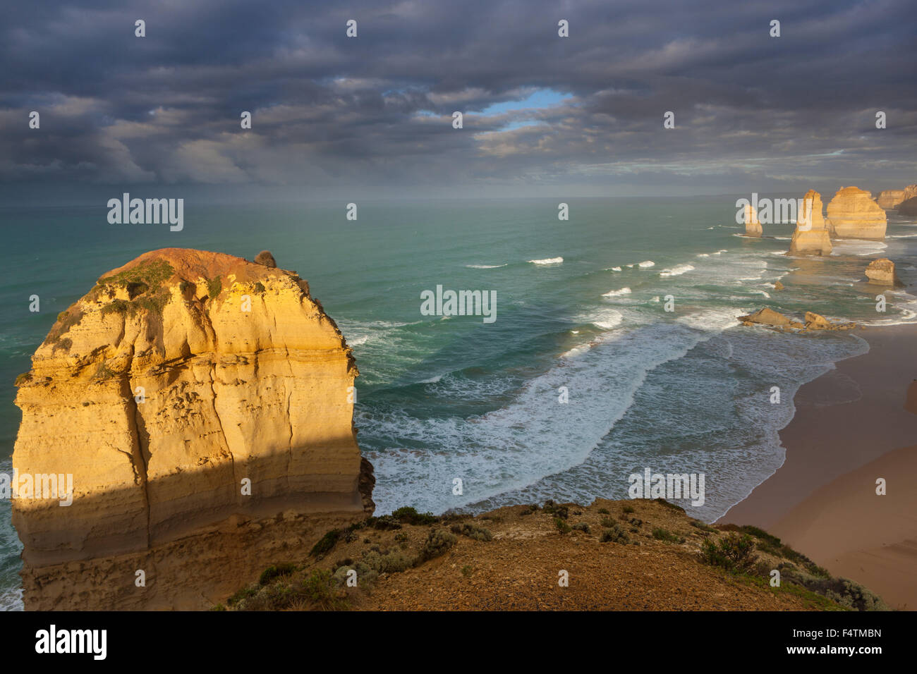 Twelve Apostles, 12 apostles, Australia, Victoria, port Campbell, national park, sea, coast, rock, cliff, morning light Stock Photo