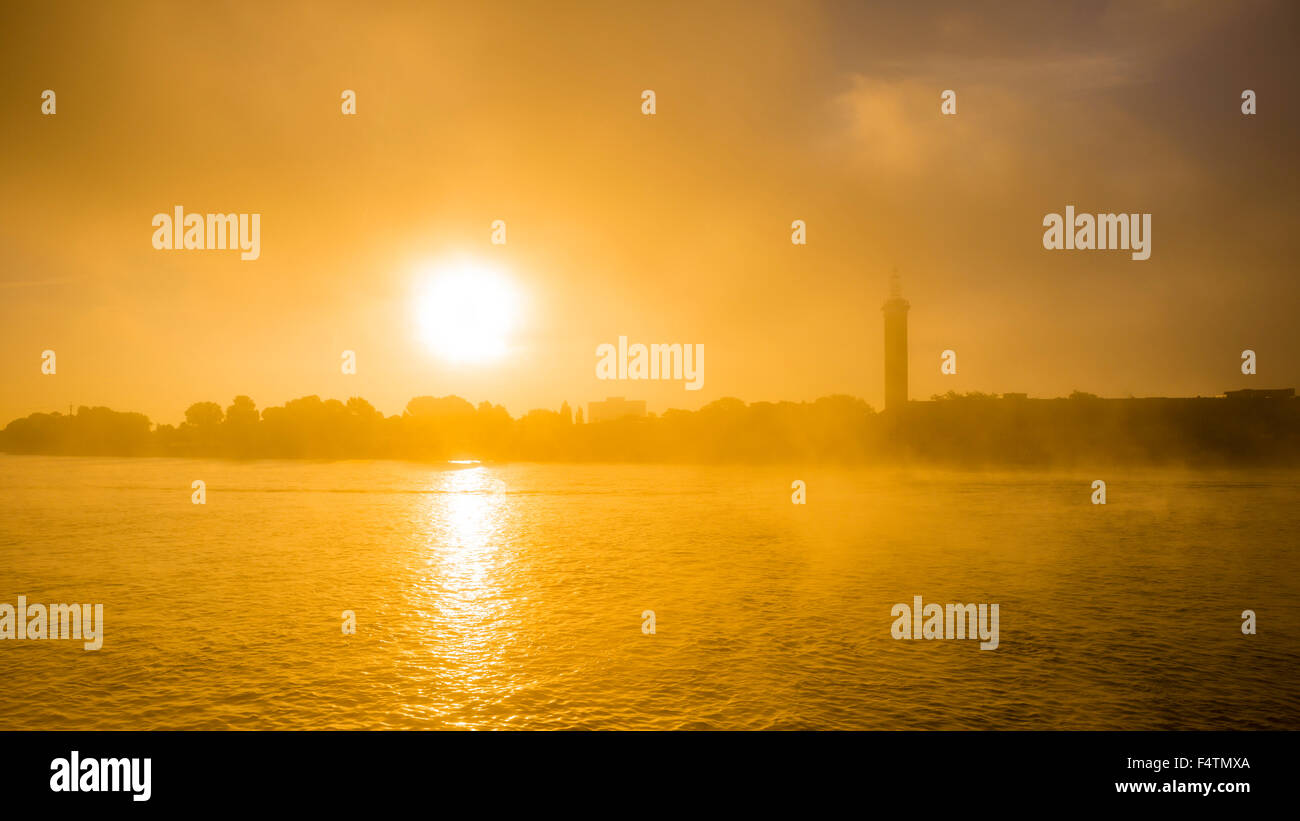 old fair tower, alter Messeturm, Germany, Europe, early fog, Cologne, Köln-Deutz, panorama, Rhine, shore, sunrise, water Stock Photo