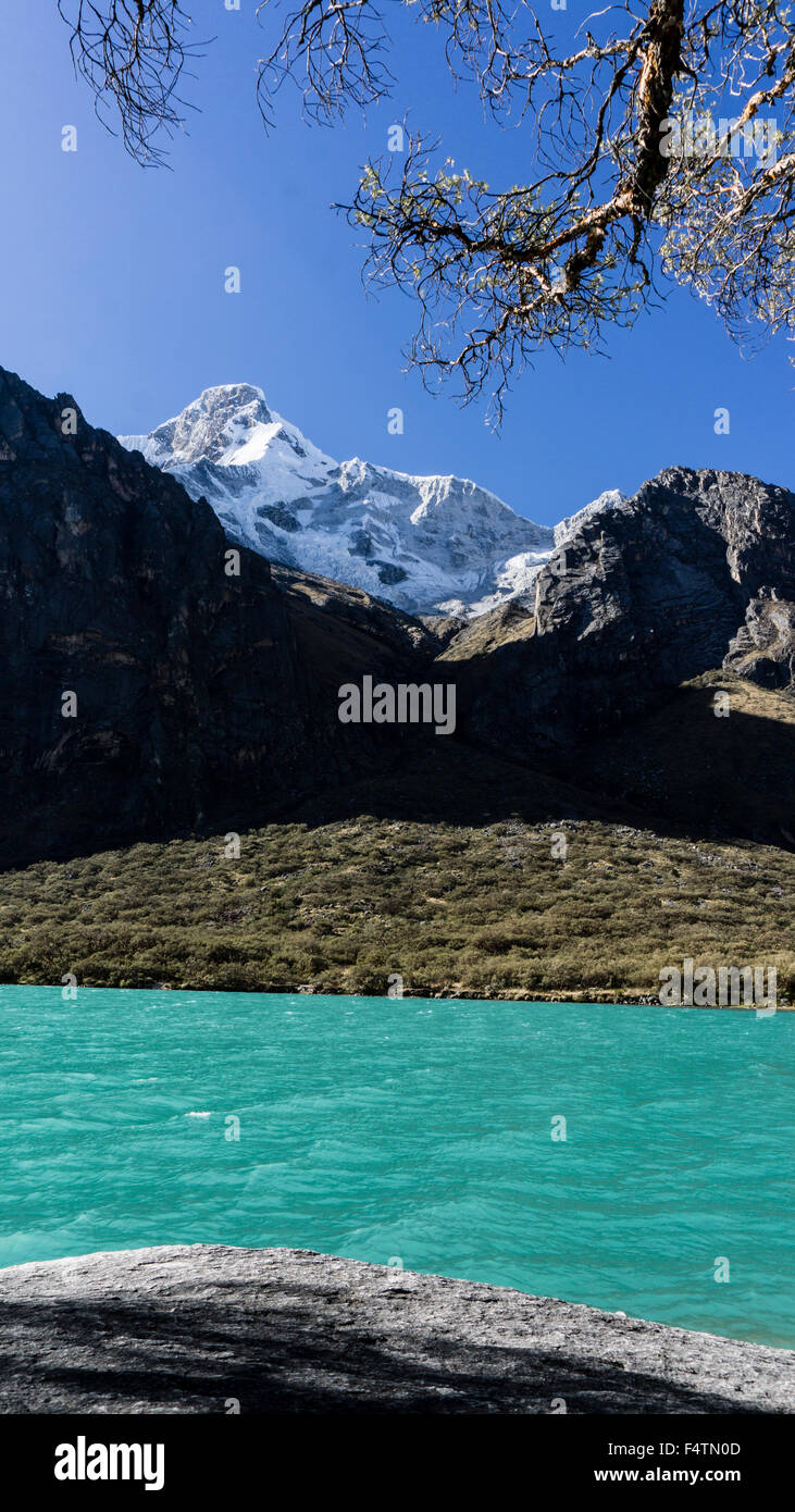 Huascarán National Park..LLanganuco lake and the Huascarán mountain(6.768m.) Yungai,region of Ancash, Peru. Stock Photo