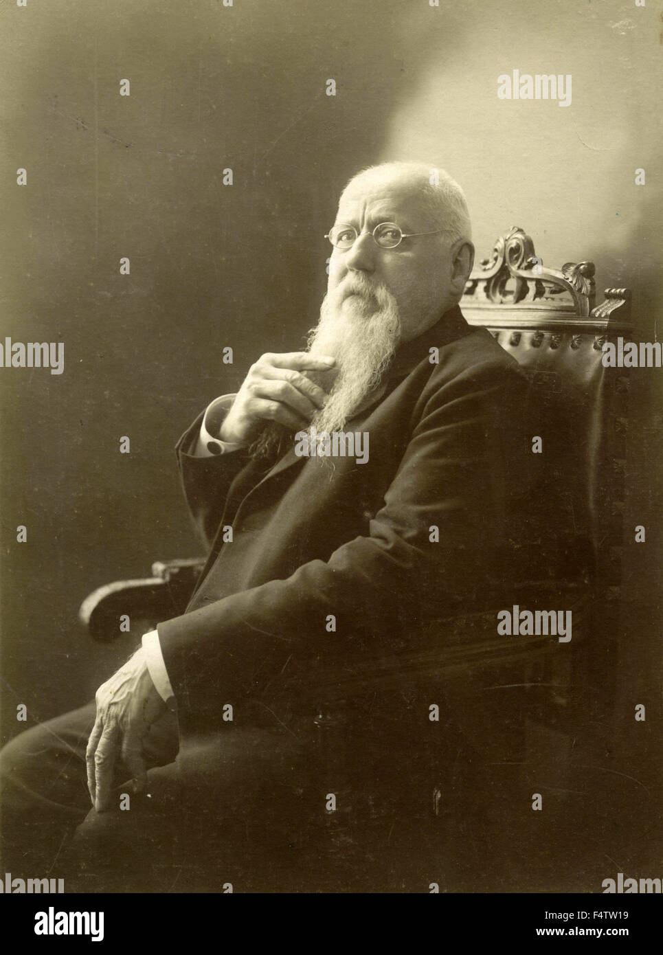 Old Man White Beard High Resolution Stock Photography and Images - Alamy