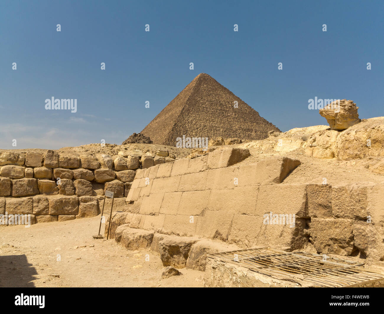 View of the Pyramid of Khufu on the Giza plateau seen from the mastaba ...