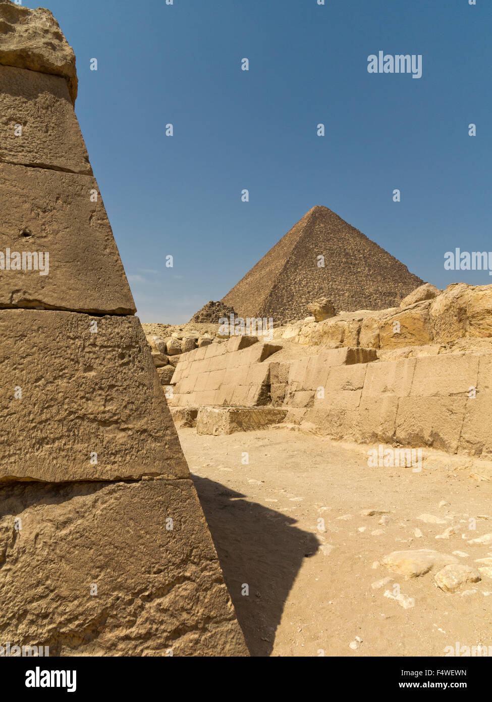 View of the Pyramid of Khufu on the Giza plateau seen from the mastaba ...