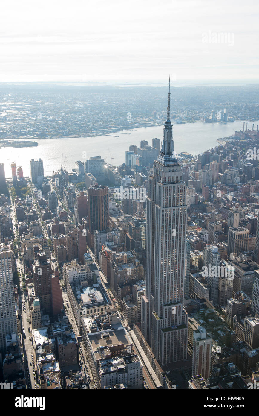 Aerial shot of the Empire State Building and Midtown Manhattan in New ...