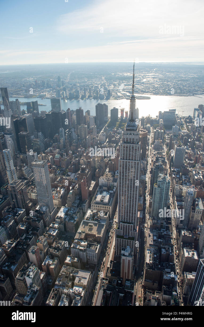 Aerial shot of the Empire State Building and Midtown Manhattan in New ...