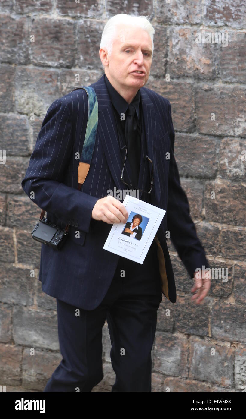 The Funeral of Cilla Black at St Mary's Church, Woolton  Featuring: Mike McCartney, Mike McGear Where: Liverpool, United Kingdom When: 20 Aug 2015 Stock Photo