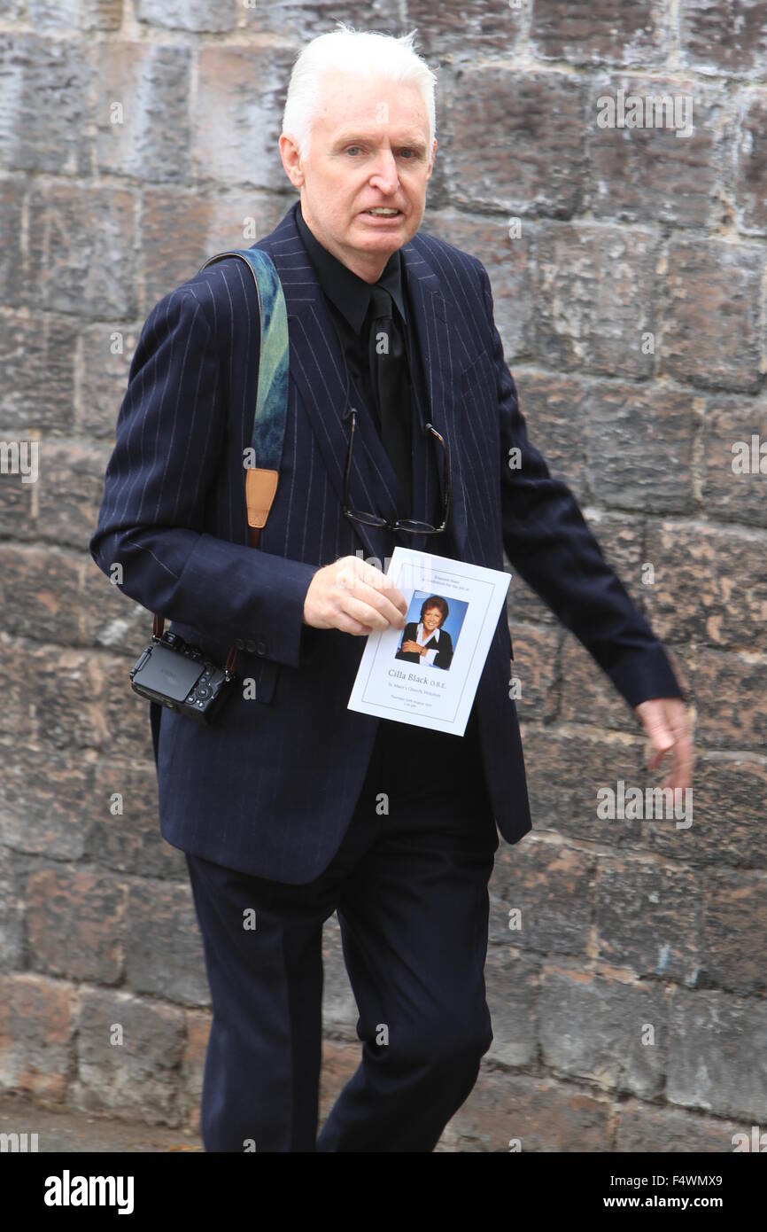 The Funeral of Cilla Black at St Mary's Church, Woolton  Featuring: Mike McCartney, Mike McGear Where: Liverpool, United Kingdom When: 20 Aug 2015 Stock Photo