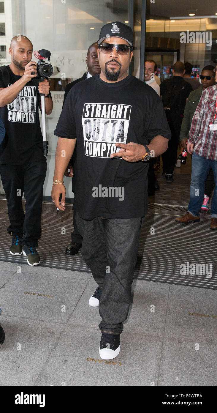 Ice Cube at the BBC Radio 1 studios Featuring: Ice Cube Where: London,  United Kingdom When: 21 Aug 2015 Stock Photo - Alamy