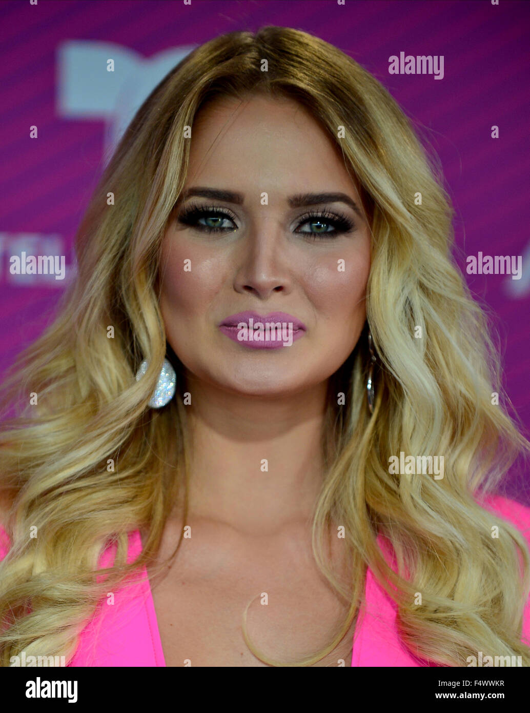 Kimberly dos ramos hi-res stock photography and images - Alamy