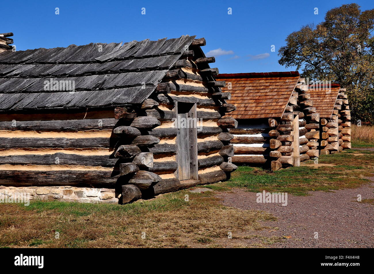 Valley Forge, Pennsylvania: Wooden log cabins housed ...