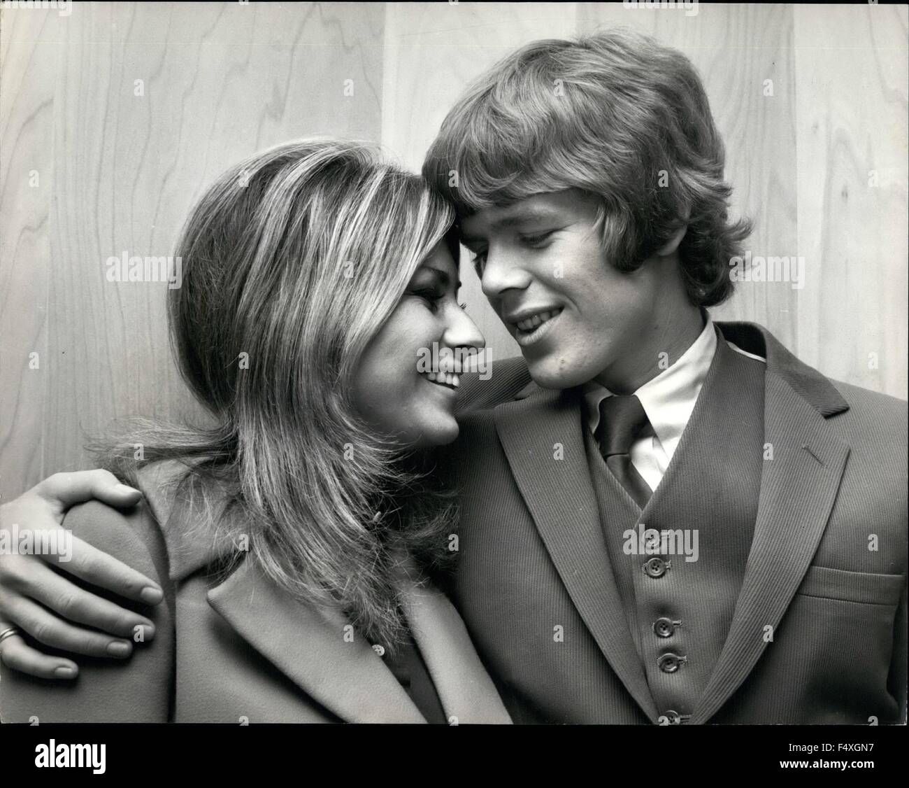 Peter noone hi-res stock photography and images - Alamy