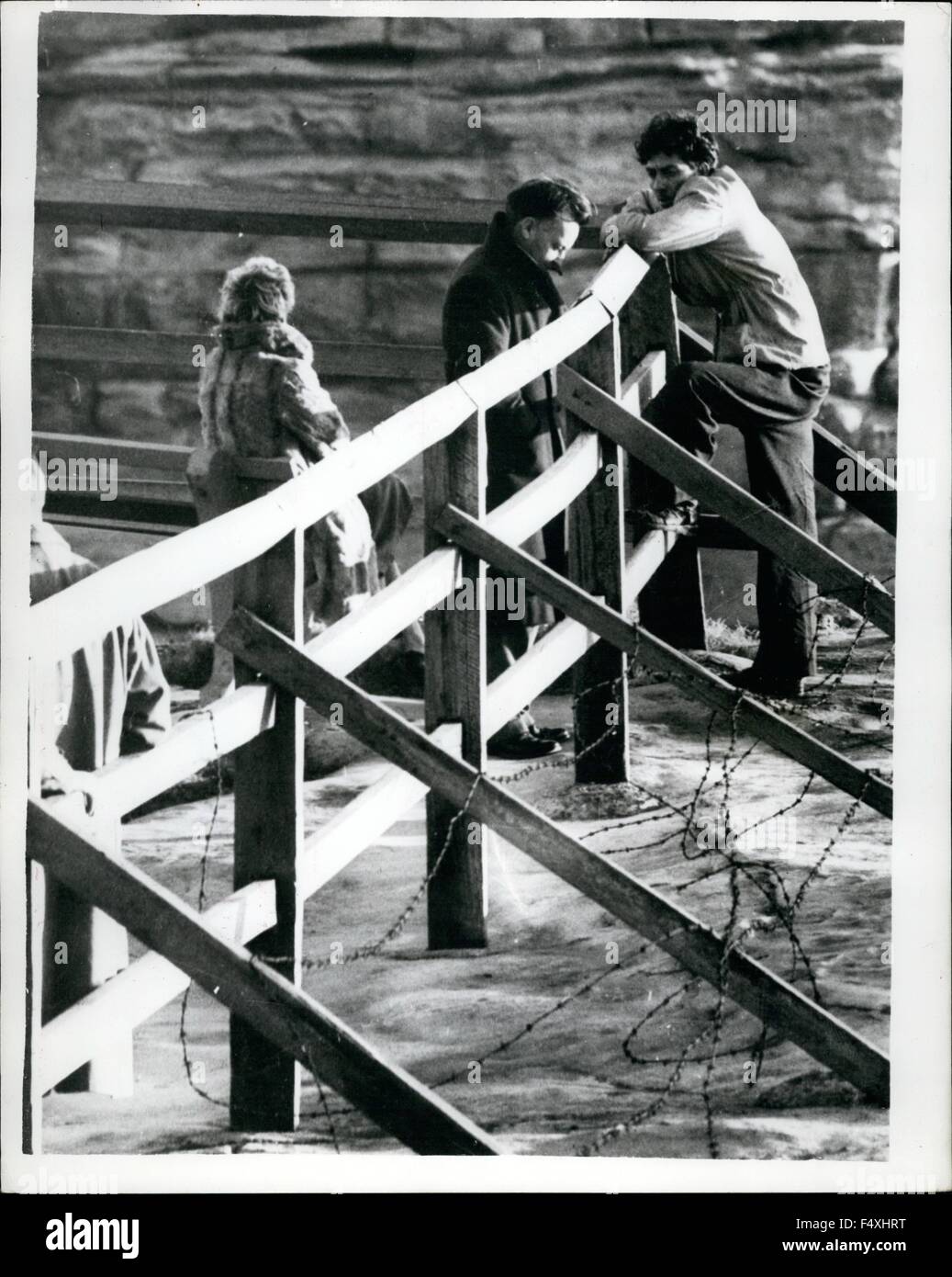 1962 Australian Cliff Top Drama Wifes Plea Stops Husband - 