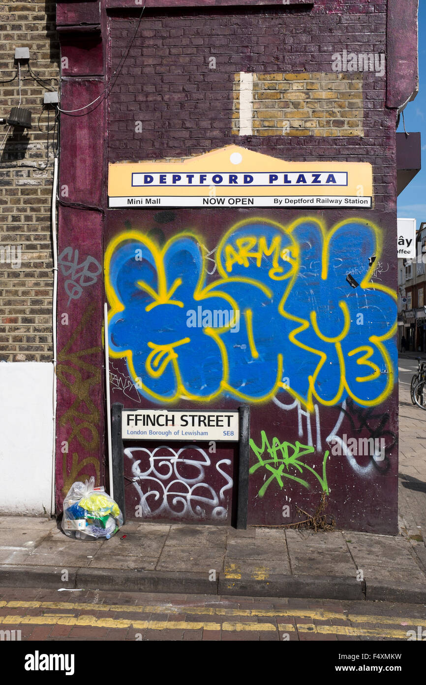 Graffitti Ffinch Street Deptford London England Stock Photo