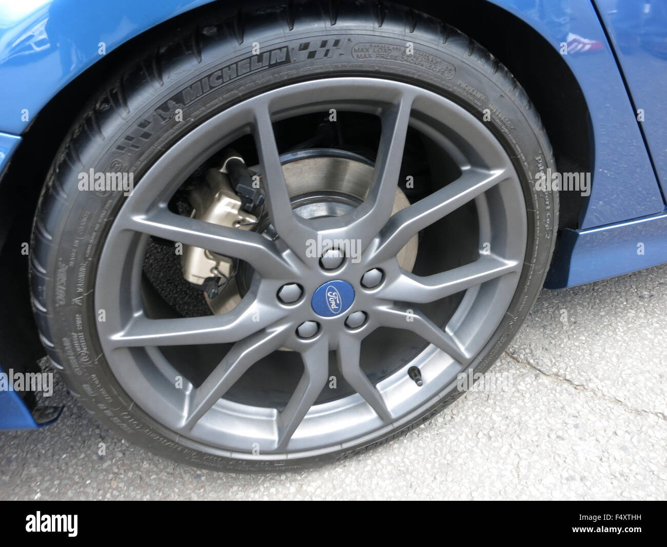 Ford Focus RS mk3 Launch event at Donnington park race circuit RS owners  club RSOC show - showing close up detail of alloy wheel and tyre Stock  Photo - Alamy