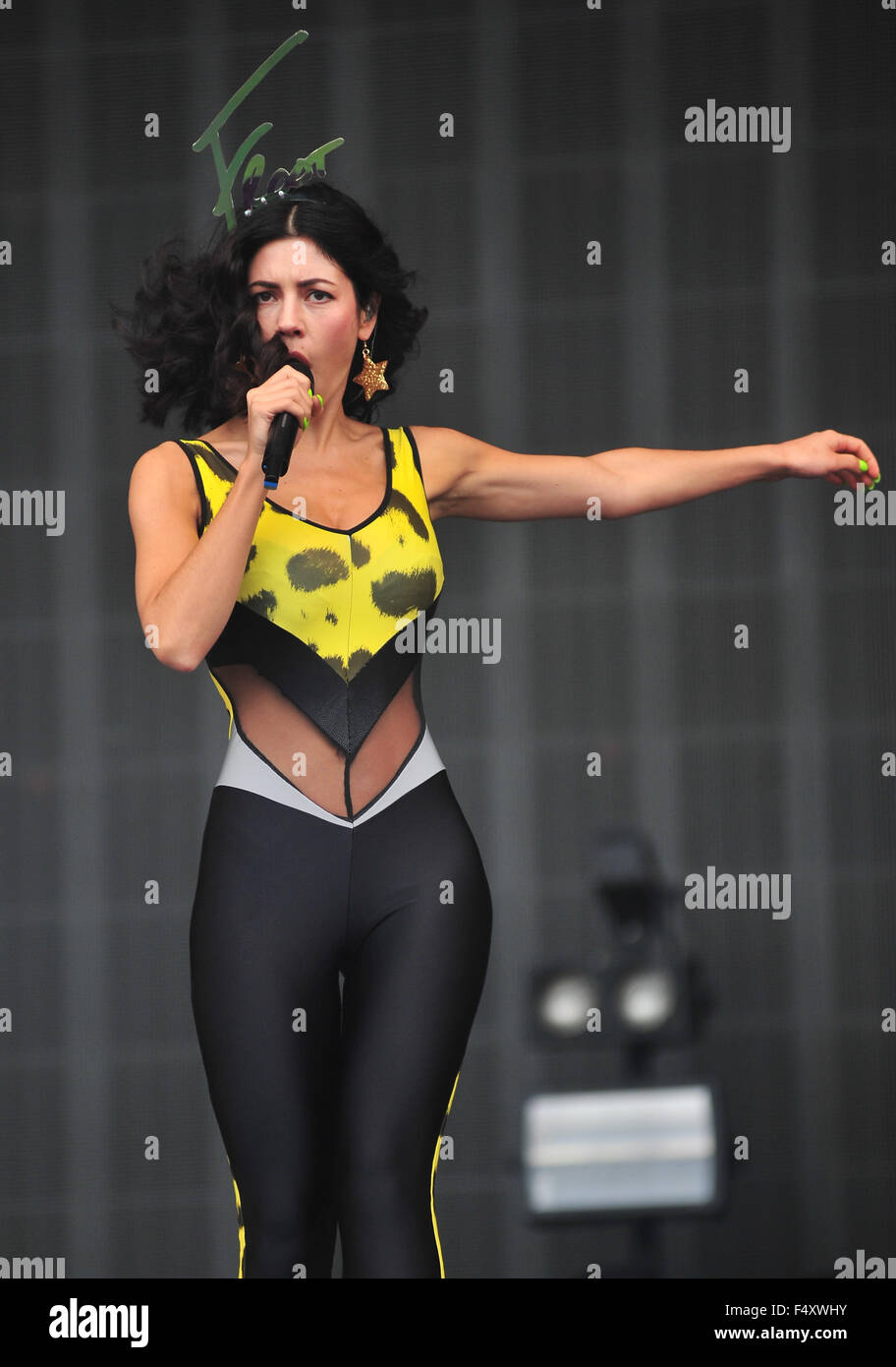 Marina and the Diamonds performed on Sunday at V festival, Stafford.  Featuring: Marina and the Diamonds, Marina Lambrini Diamandis Where: Stafford, United Kingdom When: 23 Aug 2015 Stock Photo