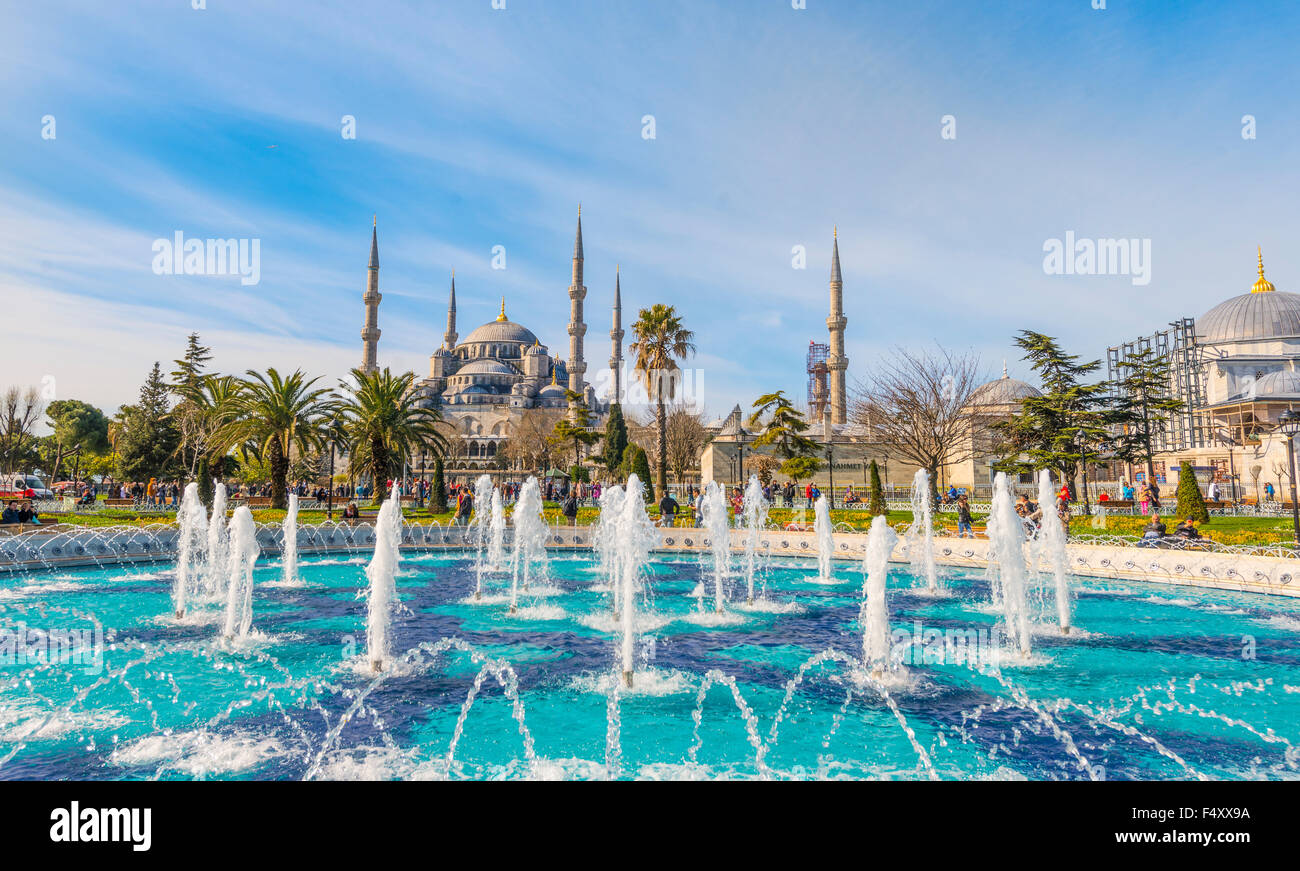 Blue Mosque, Sultan Ahmet Camii, fountain at the Sultanahmet Park, Sultanahmet, European Side, Istanbul, Turkey Stock Photo