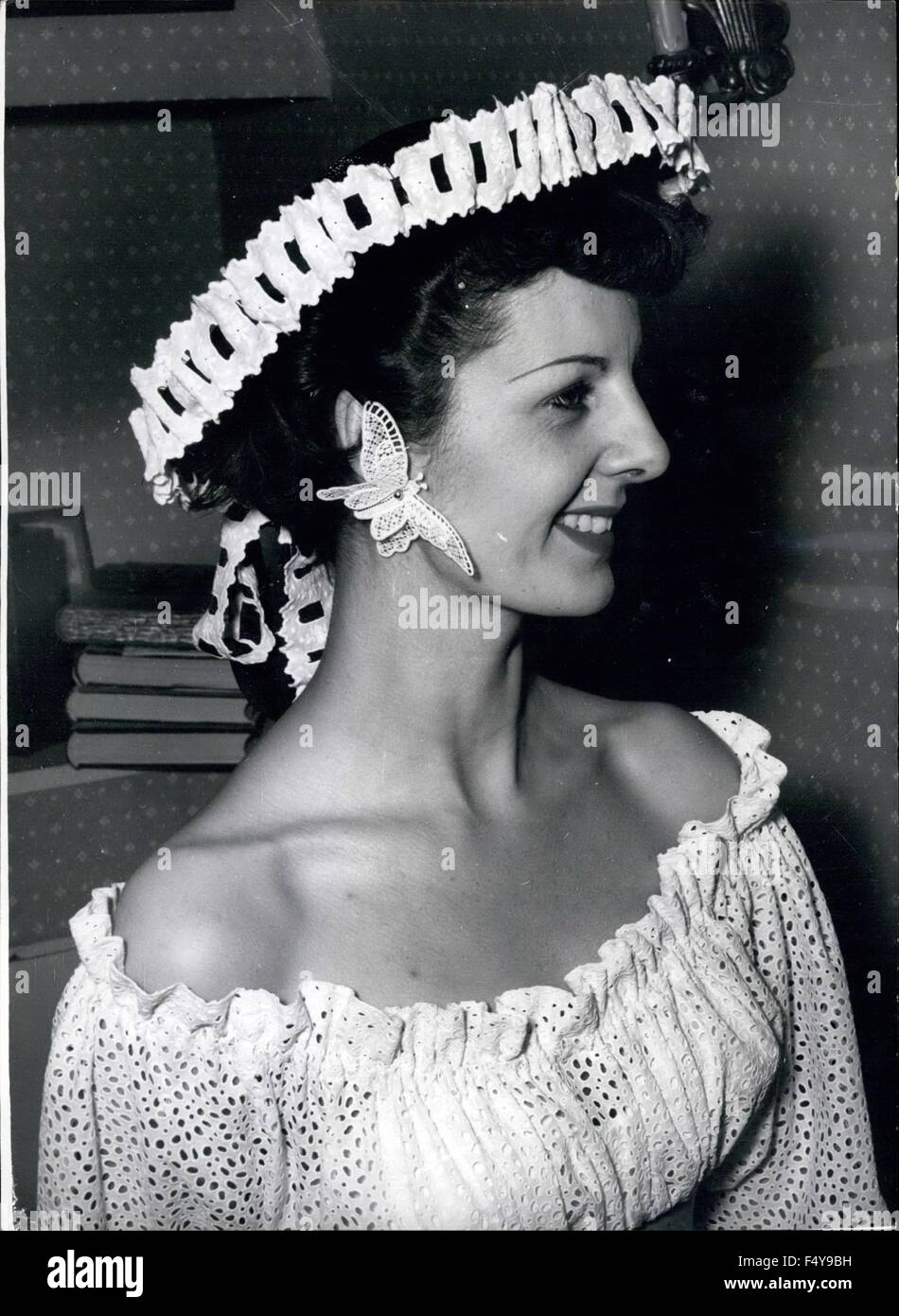 1968 Margaret the dancer wears unique lace fashion at Mayfair party