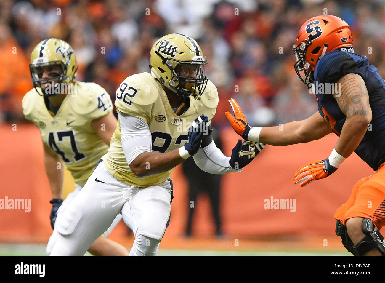 Syracuse, New York, USA. 24th Oct, 2015. Pittsburgh Panthers defensive lineman Rori Blair (92) during game action against the Syracuse Orange during the second quarter of an NCAA football game on Saturday, October 24, 2015, at the Carrier Dome in Syracuse, New York. Pittsburgh won the game 23-20. Rich Barnes/CSM/Alamy Live News Stock Photo